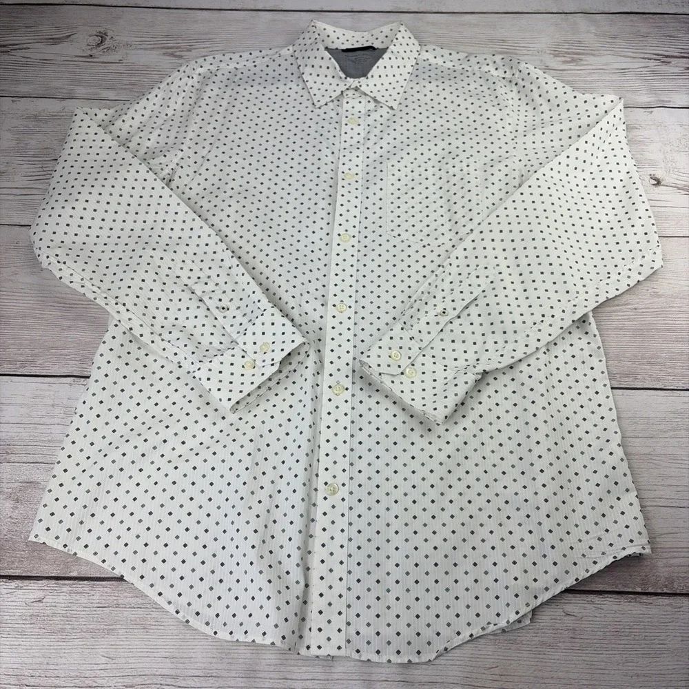 Banana Republic Slim Fit Men's XL White Diamond Print Long Sleeve Shirt EXC